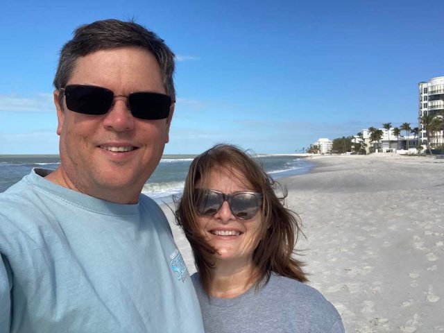 LARGE_146 Walt & Joann Van.jpg